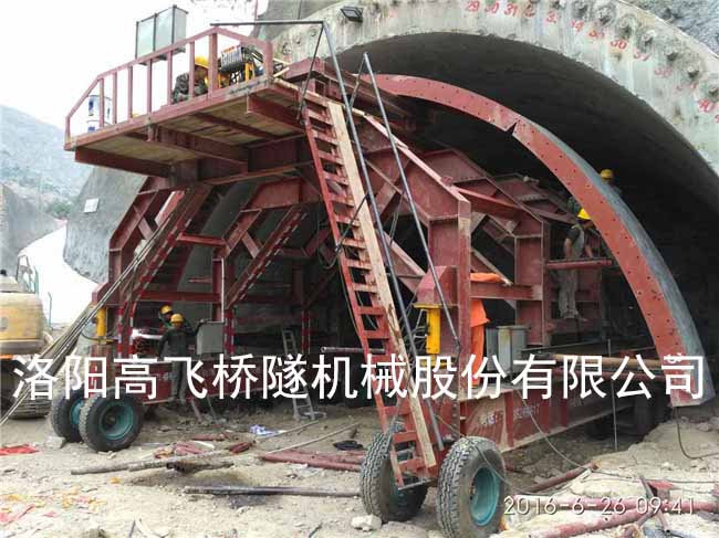 襯砌臺車和鋪軌機(jī)的區(qū)別是什么？
